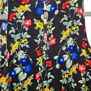 OLD NAVY Floral Sleeveless Summer  Top Womens S/P Like New Condition!